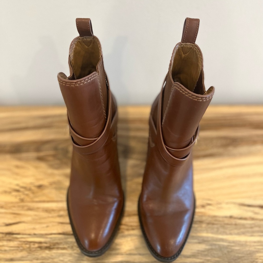 Coach Leather Boots in Brown Cognac